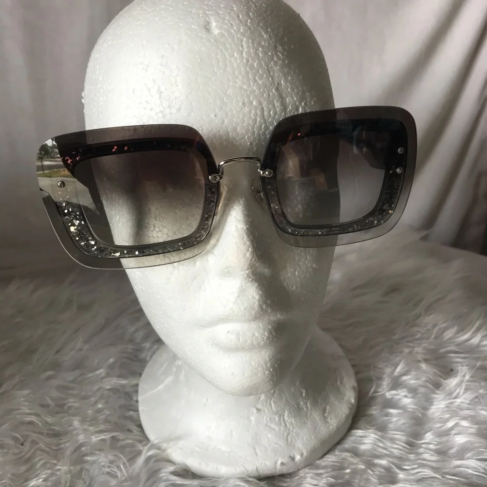 👾CYBER MONDAY DEAL👾RARE Miu Miu Sunglasses - Picture 3 of 8